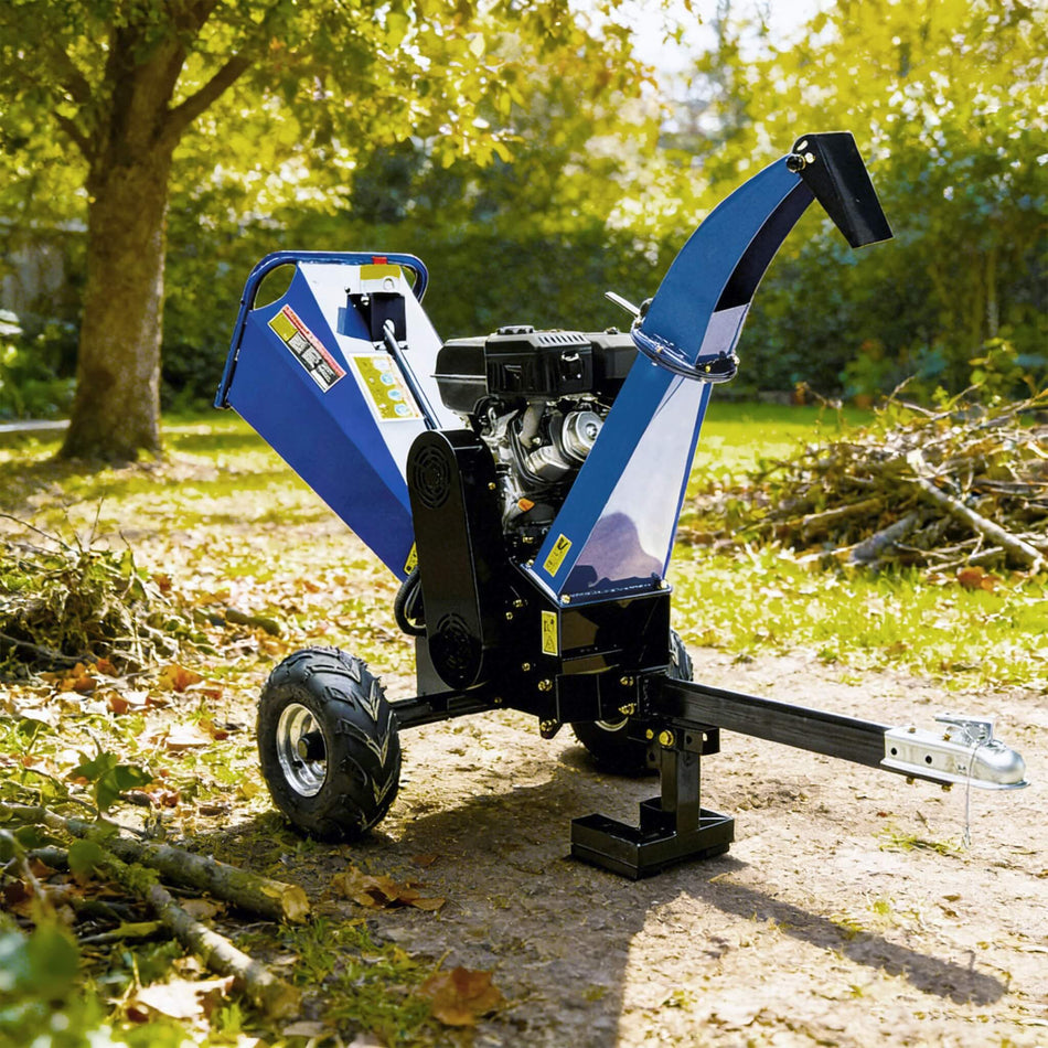 Heavy-Duty 5-Inch 15HP 420CC Gas Wood Chipper Shredder With Electric Start And Tow Hitch